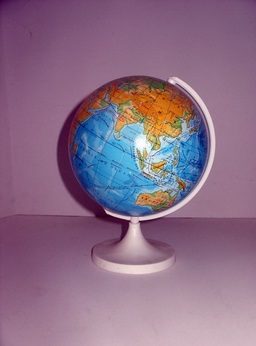 Глобус физический Земли М 1:83 млн. (раздаточный)